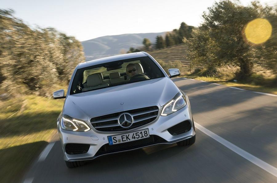  Mercedes-Benz E400 2014 года  (фото 1 из 41)